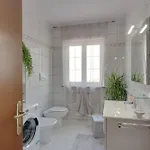 New! Ballerina Con Wi-fi, Netflix, Patio, Garage Box Inclusi Gorizia