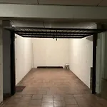 New! Ballerina Con Wi-fi, Netflix, Patio, Garage Box Inclusi Apartman